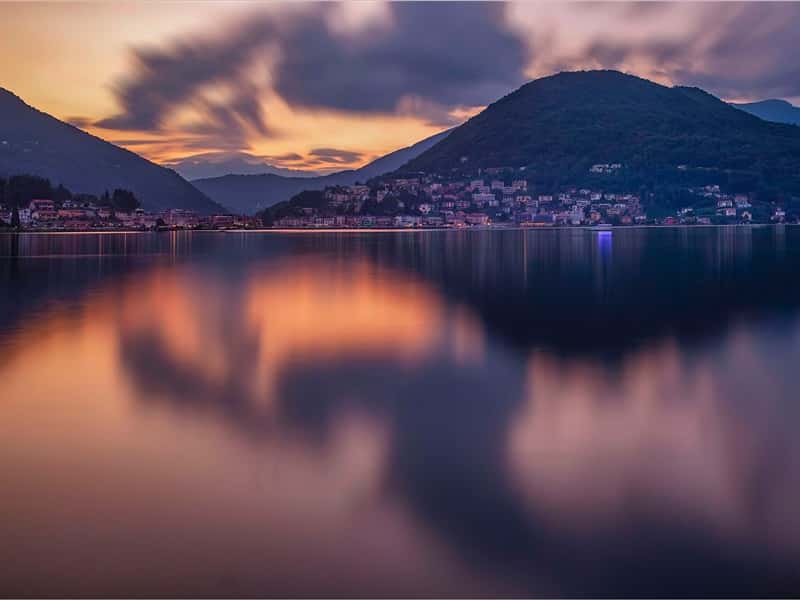 Lavena Ponte Tresa, lago di Lugano al tramonto