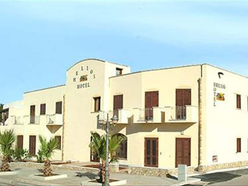 Arab lever Reception Hotel Helios Sicily Hotels accommodation in San Vito Lo Capo Sicily  Northern Coast Sicily - Locali d'Autore